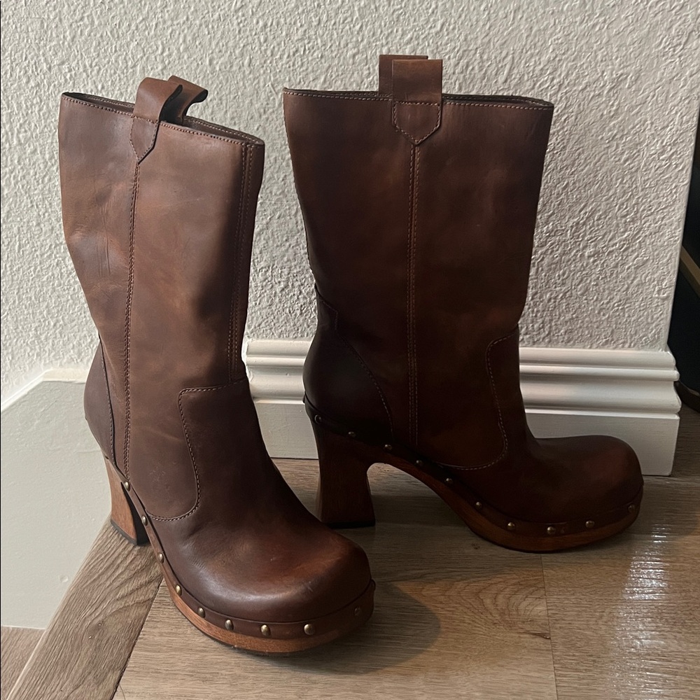 MIA Brown Heeled Boots - Picture 3 of 10